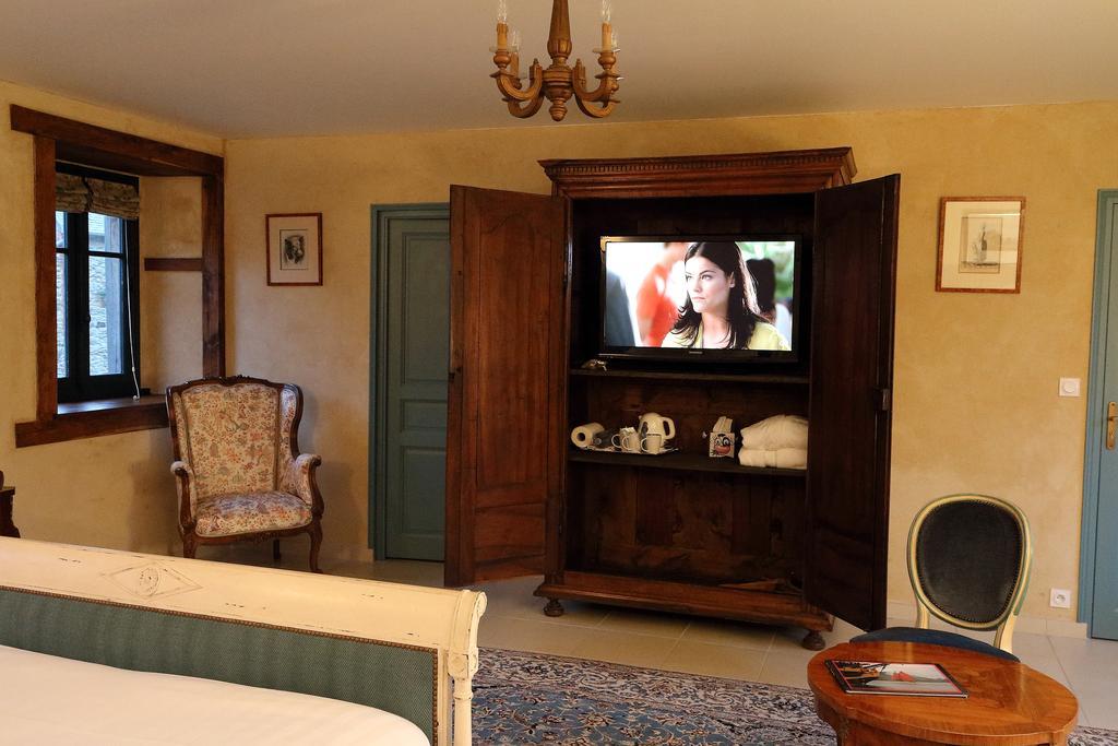 B&B Manoir Du Clos Clin Pleurtuit Δωμάτιο φωτογραφία
